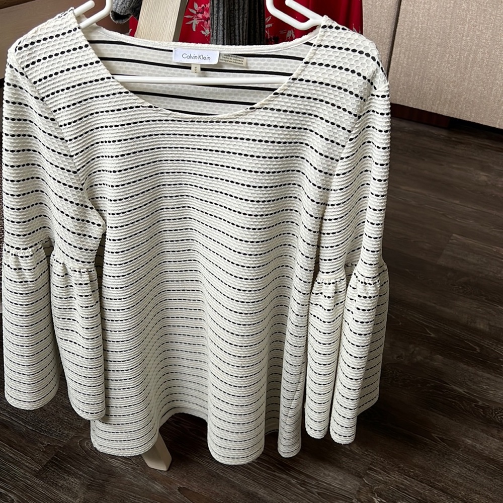 Cute blouse
